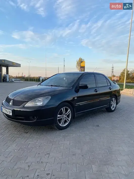 Mitsubishi Lancer