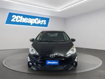 Toyota Aqua 2015 photo 3