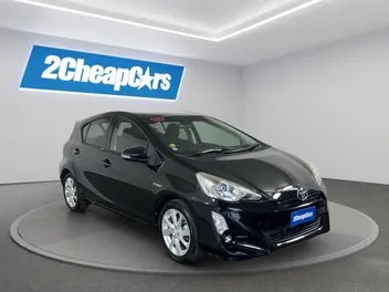 Toyota Aqua 2015 photo 4
