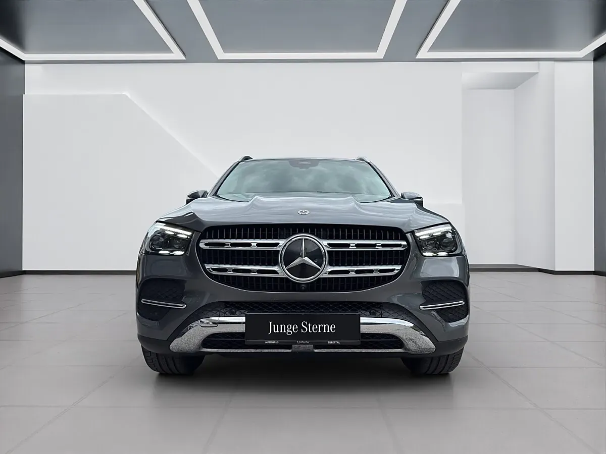 Mercedes-Benz Gle-Class 2025 photo 3