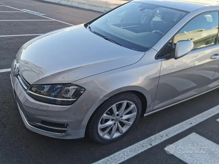 Volkswagen Golf 2013 photo 2