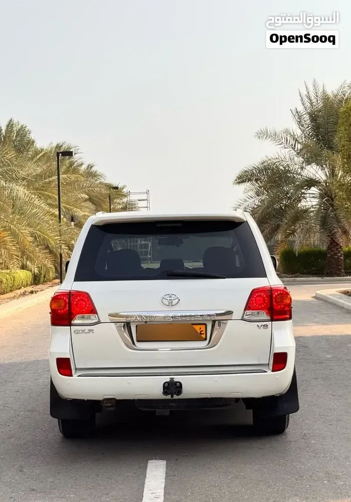 Toyota Land Cruiser 2010 photo 2
