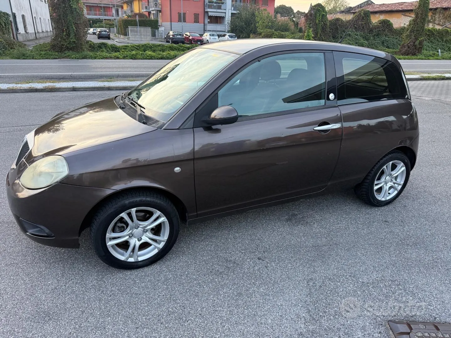 Lancia Ypsilon