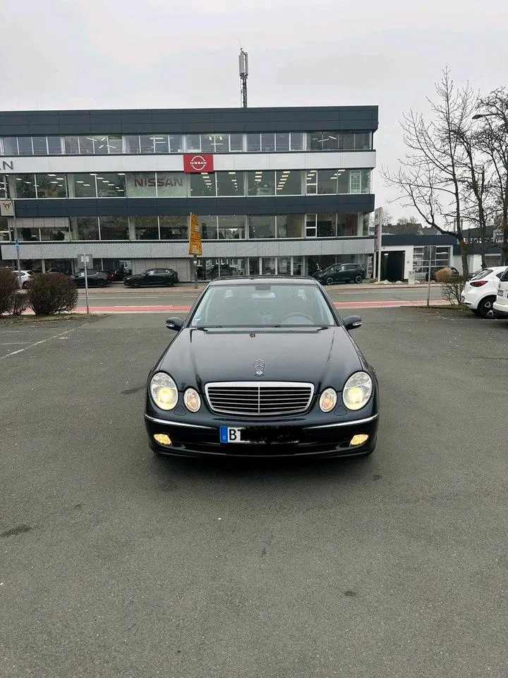 Mercedes-Benz E 280