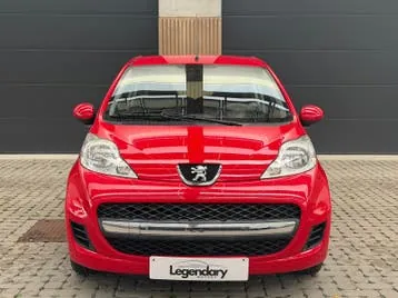 Peugeot 107 2011 photo 2