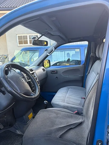 Toyota Hiace 2006 photo 4