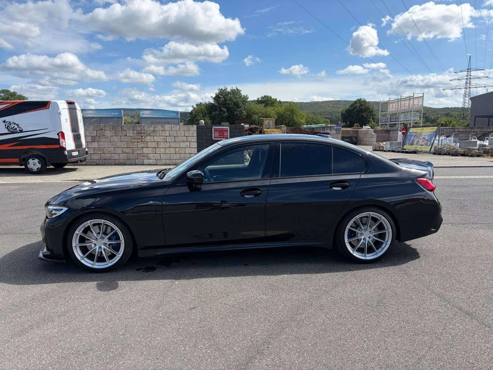 BMW 330I