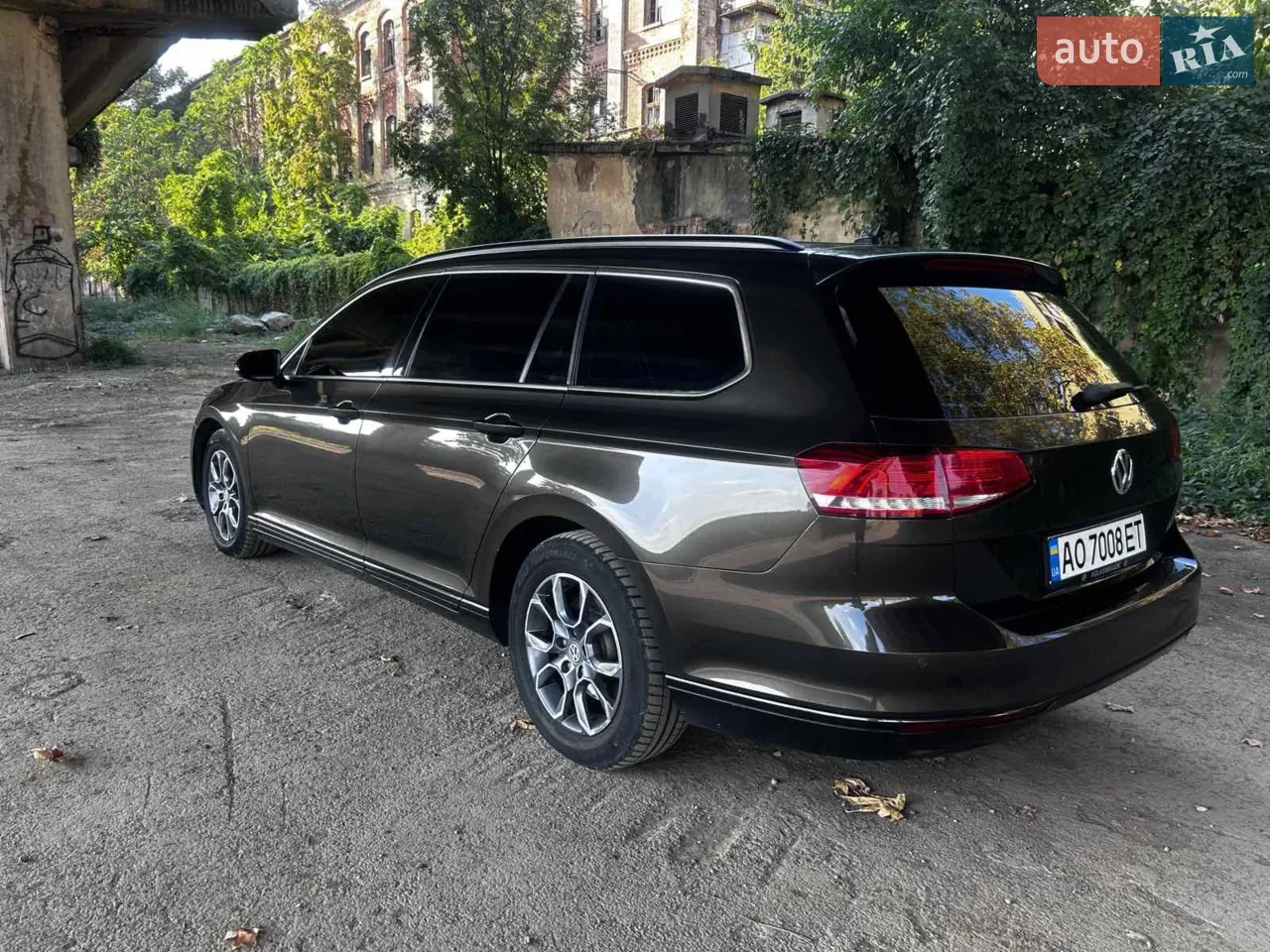 Volkswagen Passat 2015 photo 2