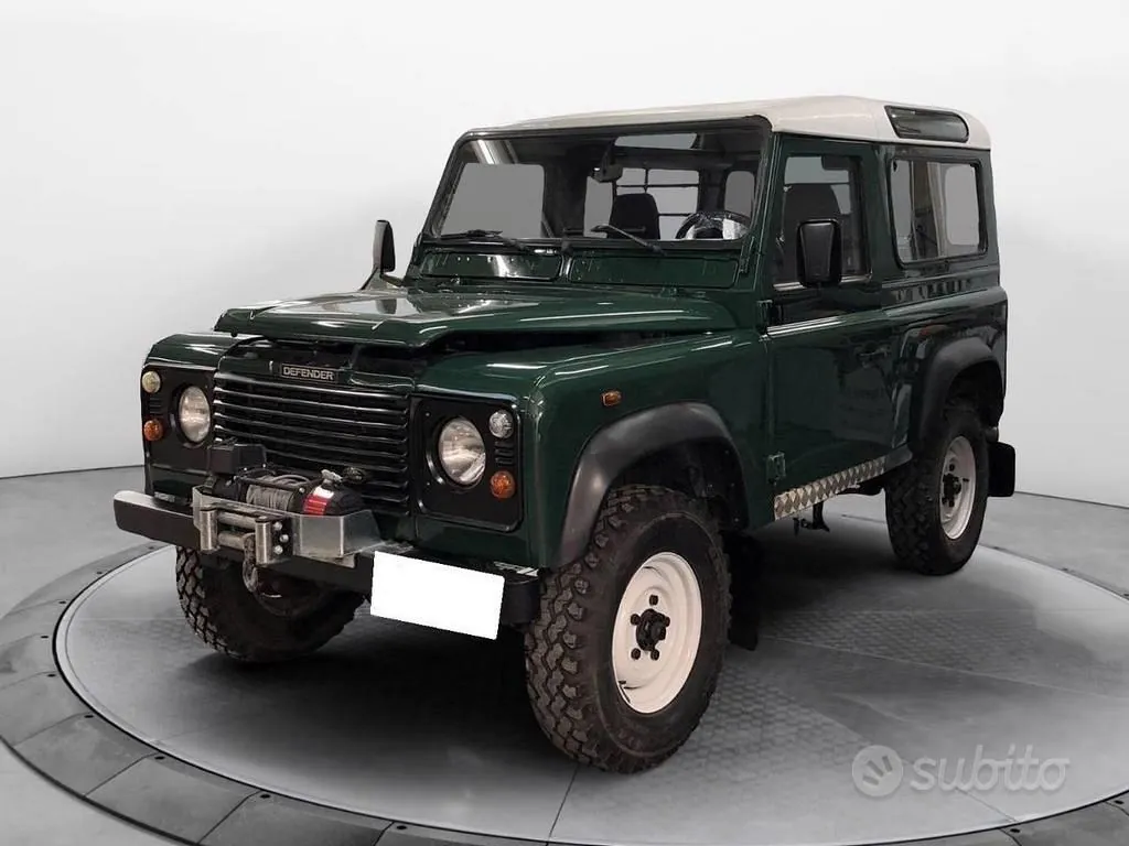 Land Rover Defender