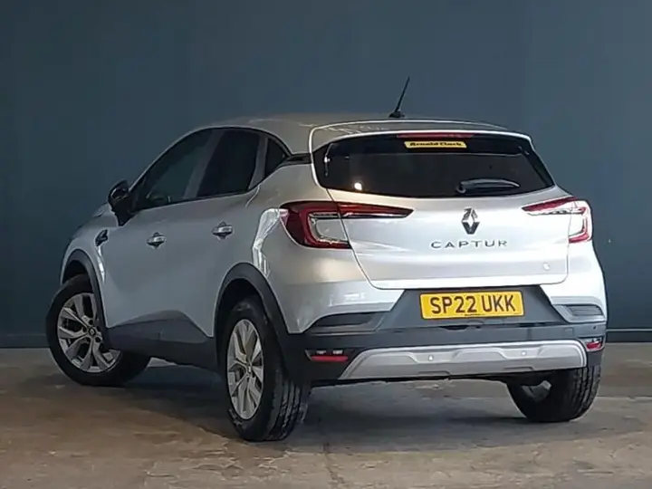 Renault Captur 2022 photo 2