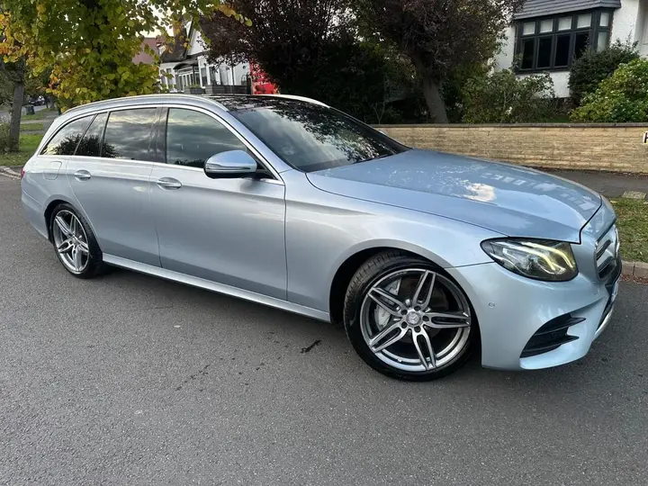 Mercedes-Benz E-Class 2017 photo 2