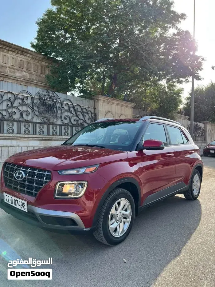 Hyundai Venue 2022 photo 2