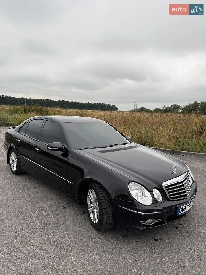 Mercedes-Benz E-Class 2008 photo 2