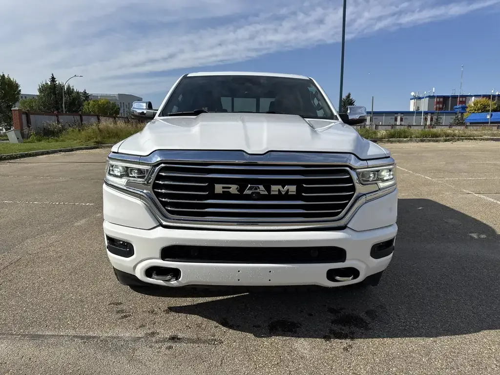 Ram 1500 2023 photo 2