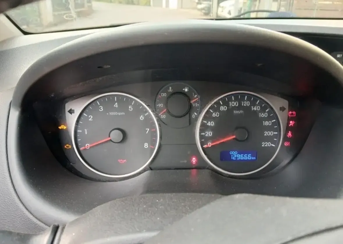 Hyundai I20 2013 photo 3
