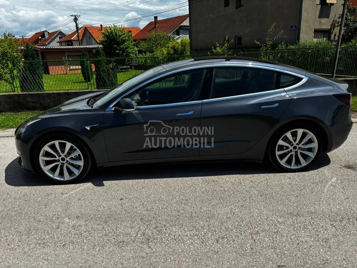 Tesla Model 3 2019 photo 2