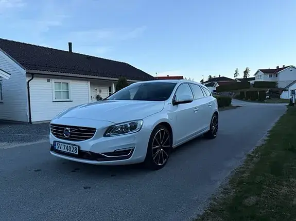 Volvo V60 2017 photo 4