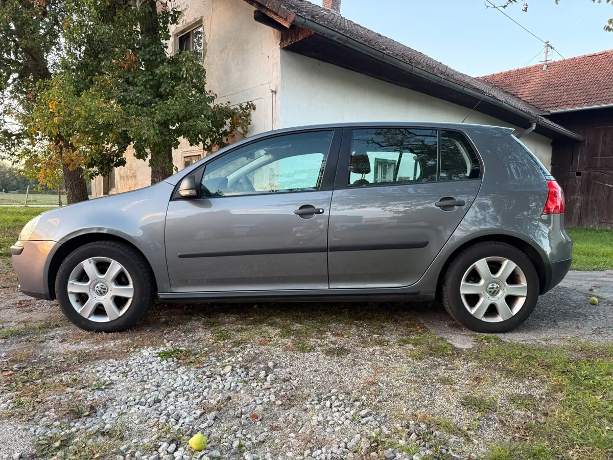 Volkswagen Golf 2006 photo 3