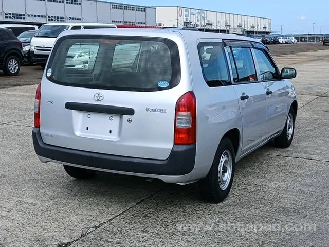 Toyota Probox 2014 photo 4
