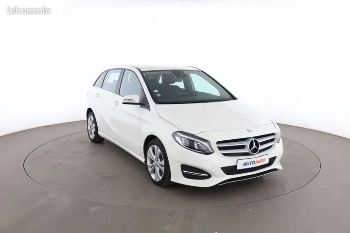 Mercedes-Benz B-Class 2017 photo 4