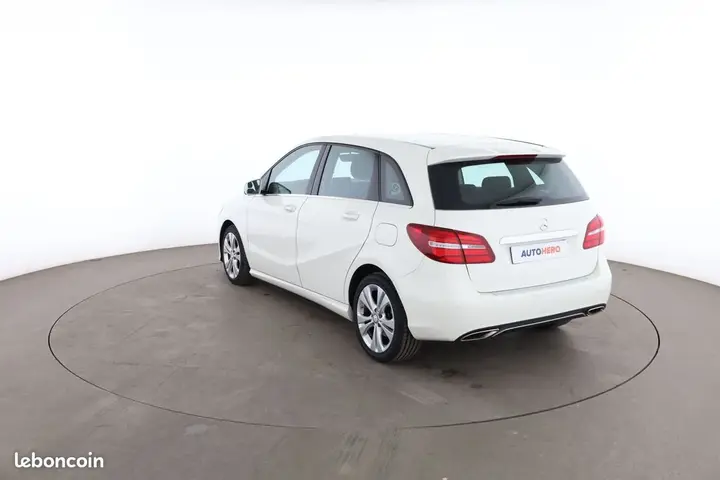 Mercedes-Benz B-Class 2017 photo 2