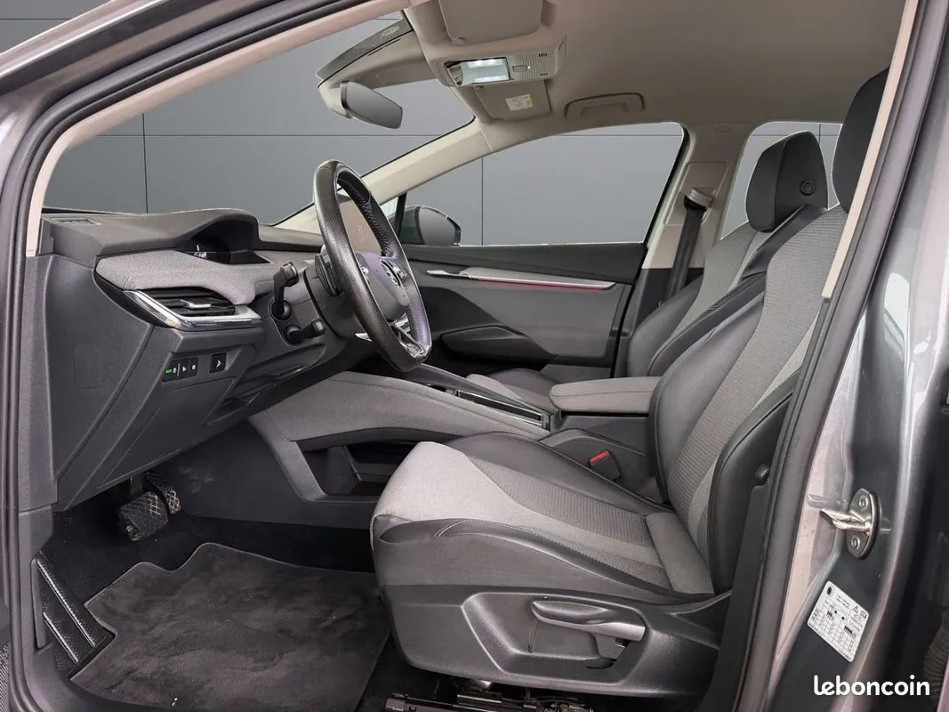 Skoda Enyaq 2023 photo 4