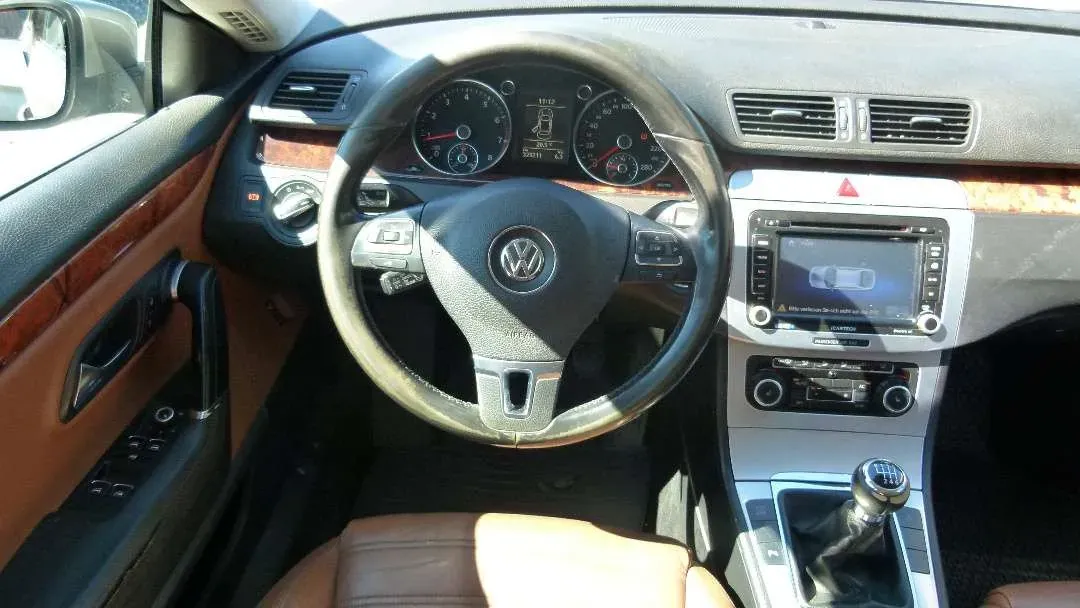 Volkswagen Passat Cc 2009 photo 3
