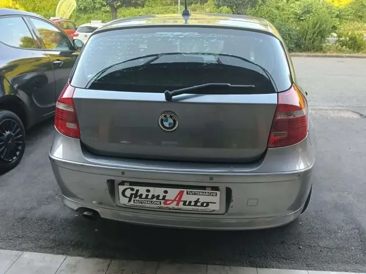 BMW 118D 2011 photo 5