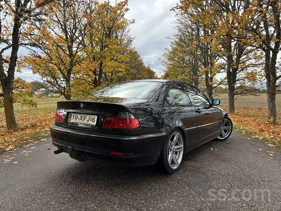 BMW 320 2003 photo 3
