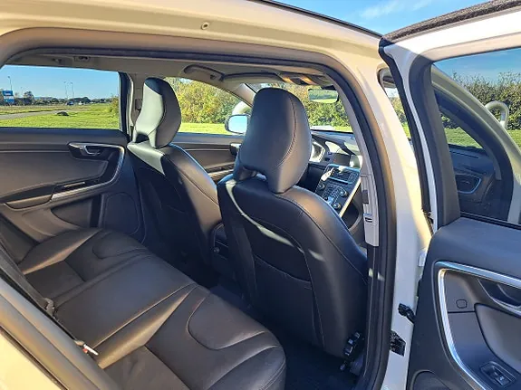 Volvo V60 2017 photo 5