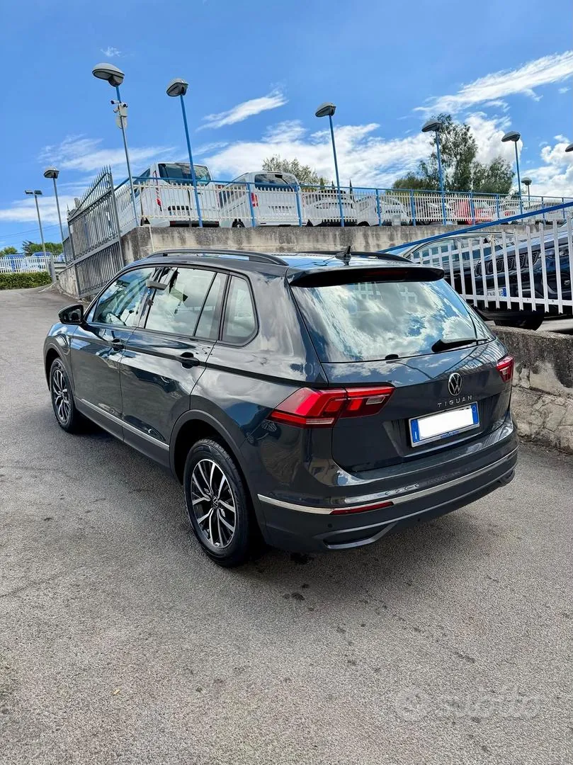 Volkswagen Tiguan 2023 photo 3