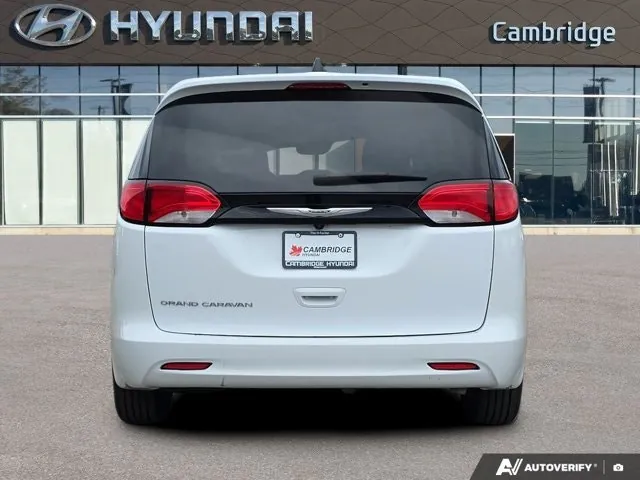 Chrysler Grand Caravan 2024 photo 4