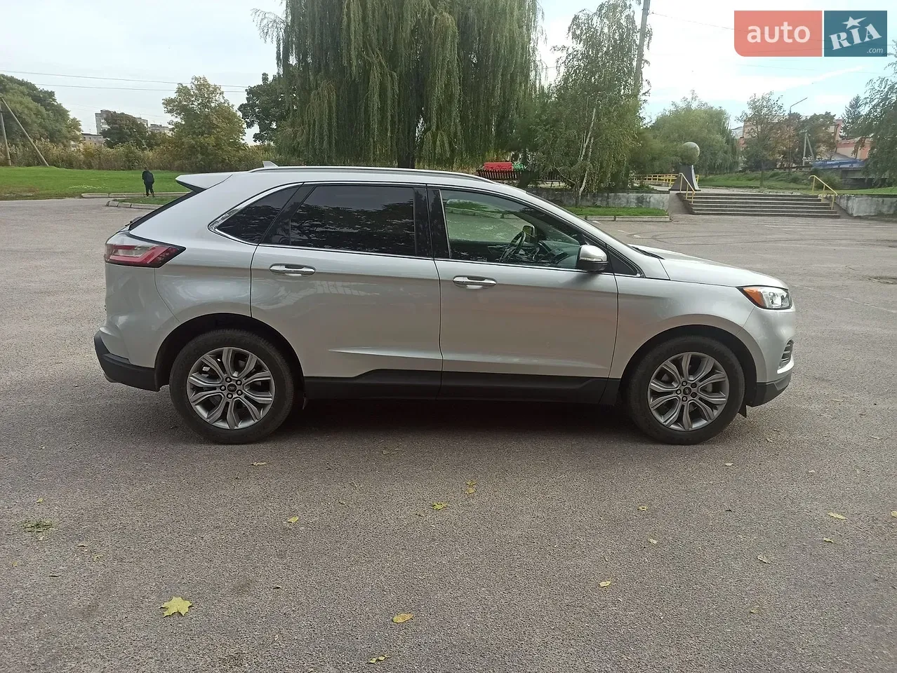 Ford Edge 2019 photo 2