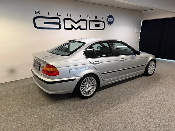 BMW 325I 2003 photo 3
