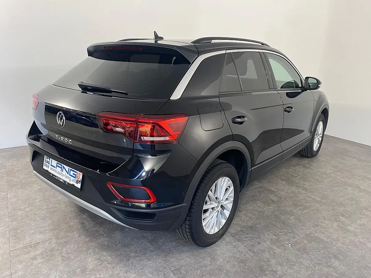 Volkswagen T-Roc 2024 photo 3