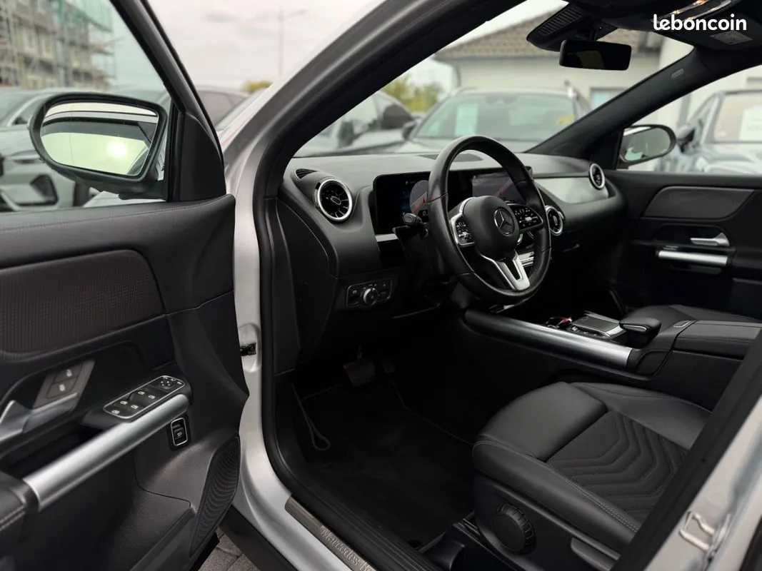 Mercedes-Benz Gla 2023 photo 4