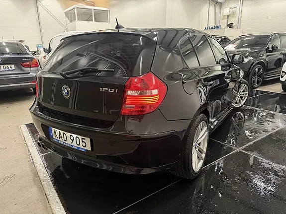BMW 120I 2010 photo 5