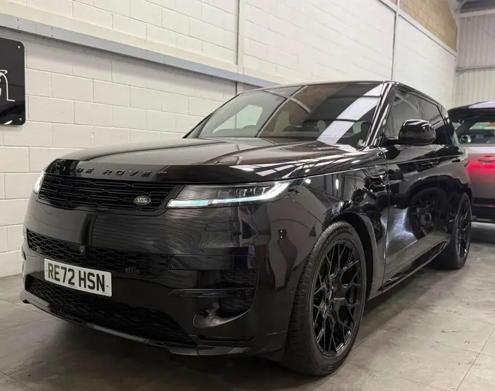 Land Rover Range Rover Sport 2023 photo 3