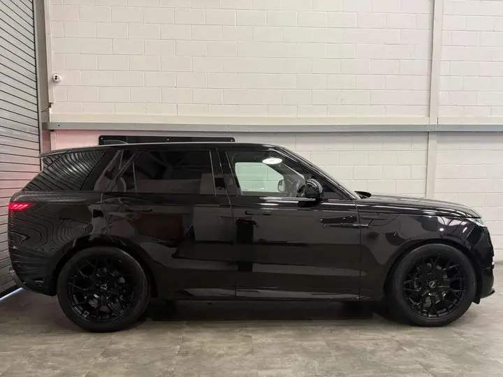 Land Rover Range Rover Sport 2023 photo 4