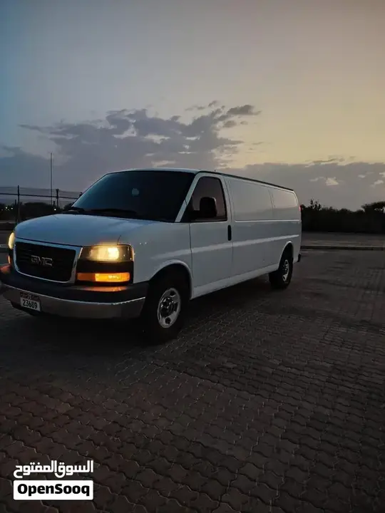GMC Savana