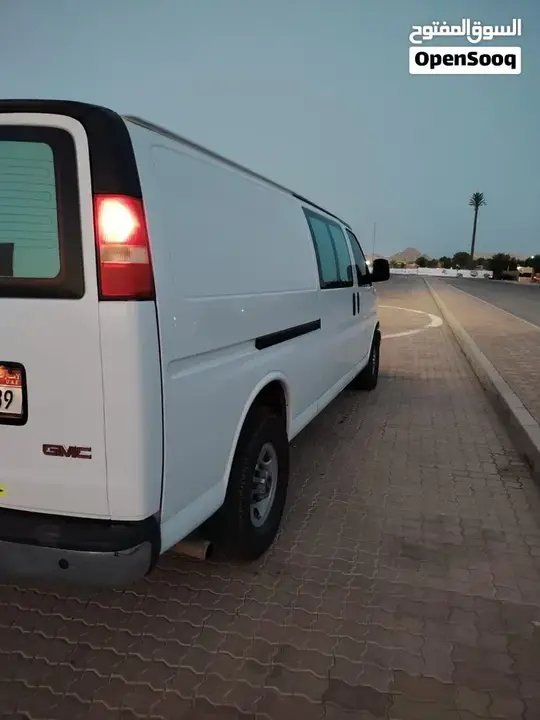 GMC Savana 2015 photo 4