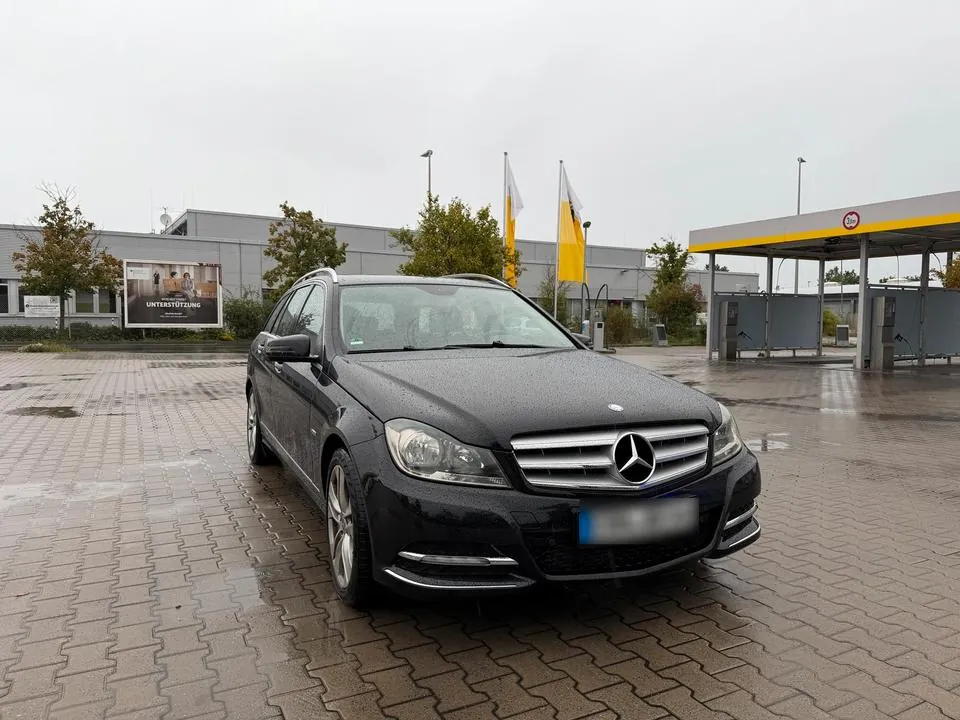 Mercedes-Benz C200