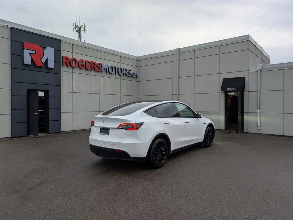 Tesla Model Y 2023 photo 5