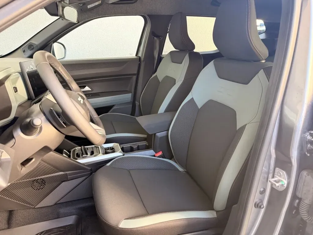 Dacia Duster photo 3