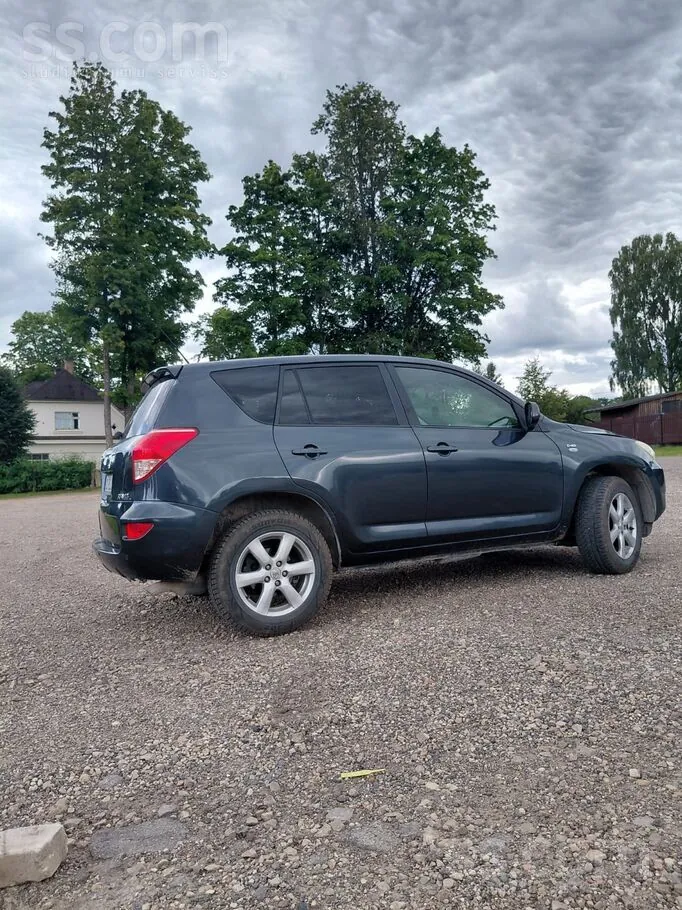 Toyota Rav4 2009 photo 4