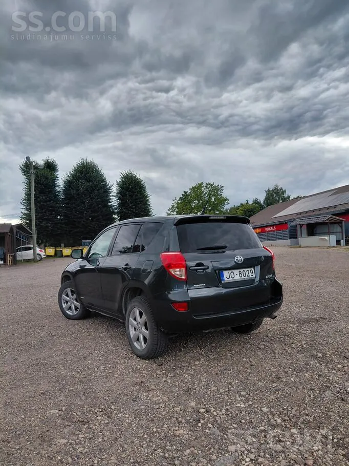 Toyota Rav4 2009 photo 2