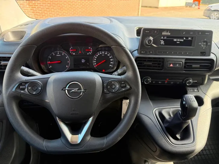 Opel Combo 2021 photo 3