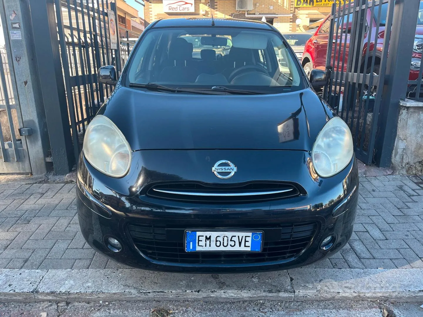 Nissan Micra 2012 photo 2