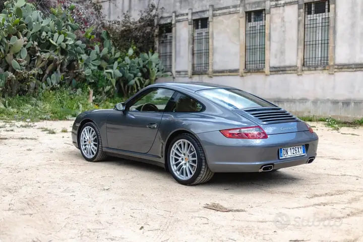 Porsche 911 2008 photo 2
