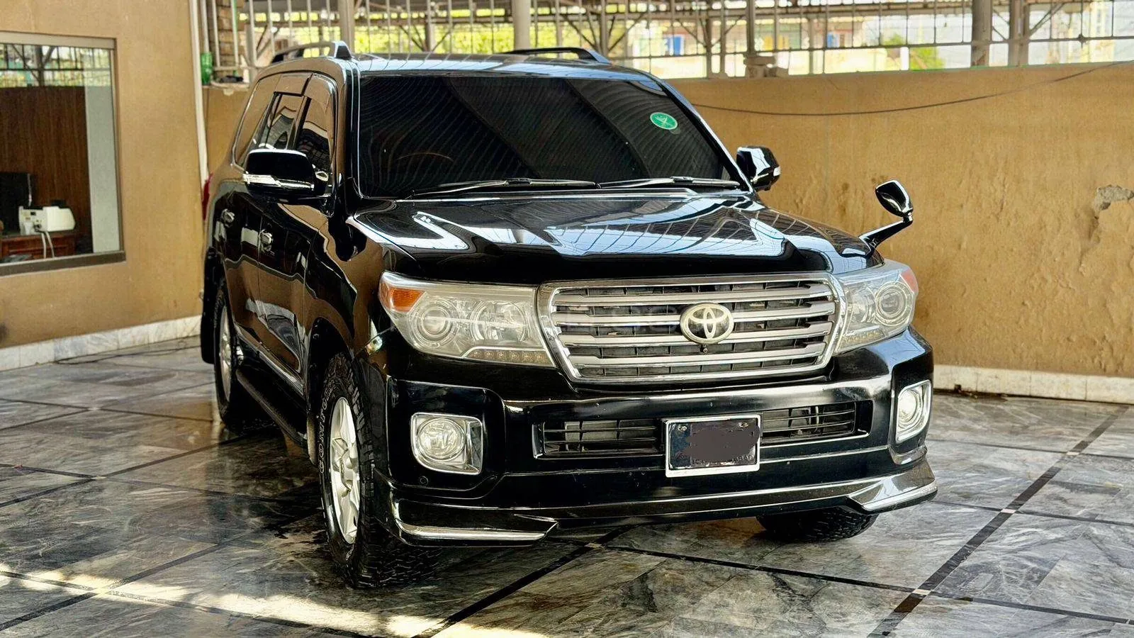 Toyota Land Cruiser
